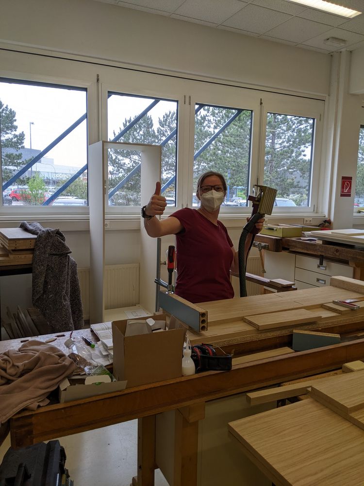 Frau Tauner Lisa bei der Arbeit im JHAZ
