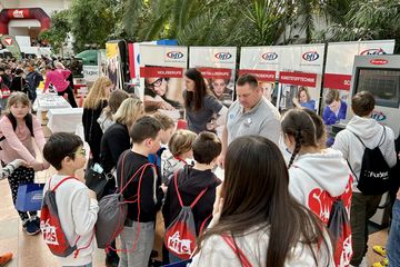 Das Team des JHAZ auf der AK Kids Messe in Vösendorf