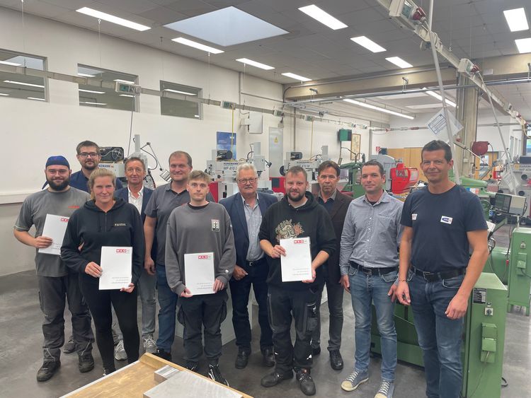 Gruppenfoto Intern LAP Metall