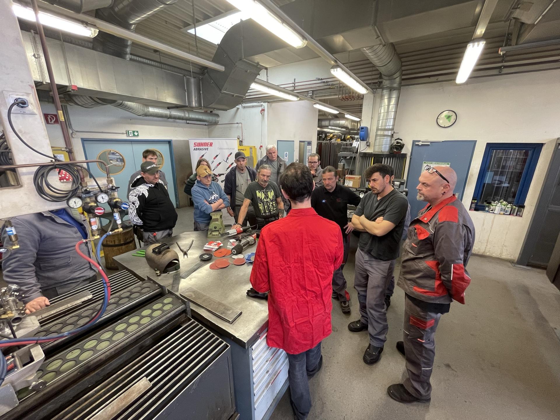Fachvortrag der Firma SUHNER SU-matic in der Schweißtechnik