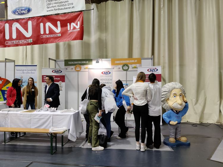 Das BFI NÖ auf der Job- und Bildungsmesse in Hollabrunn