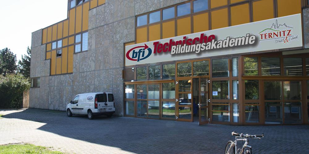 Gebäude Technische Bildungsakademie Ternitz